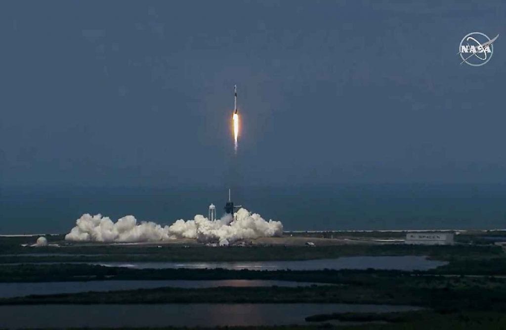 SpaceX - NASA: Crew Dragon se îndreaptă spre Stația Spațială. Lansare reușită