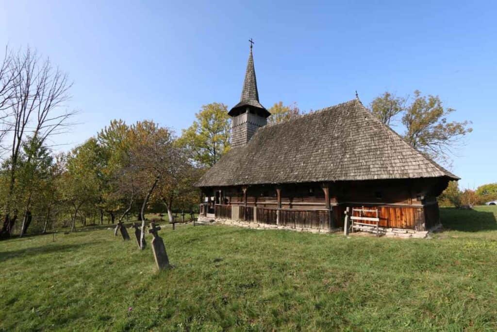 Ruta Cultural Turistică a Bisericilor de Lemn din România a fost lansată