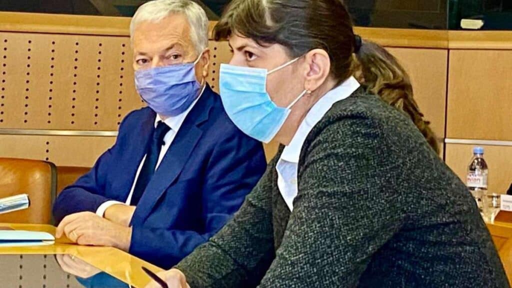 Kovesi, sprijinită de o armată de procurori români la Parchetul European. Ministrul Predoiu, susținere totală