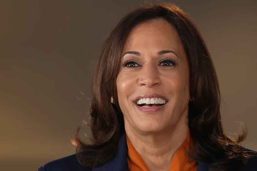 Cine este Kamala Harris, prima femeie de culoare vicepreședinte al Statelor Unite