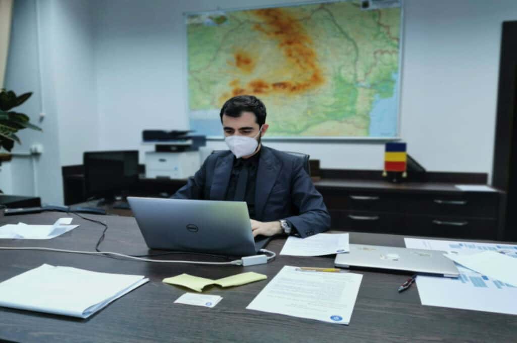 Incredibil! Năsui a vrut să schimbe o directoare, acuzată că a colaborat cu Securitatea, dar... nu a avut cu cine