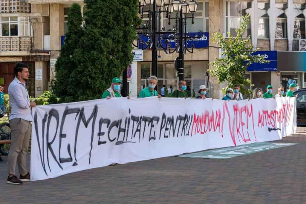 Asociaţia "Împreună pentru A8"