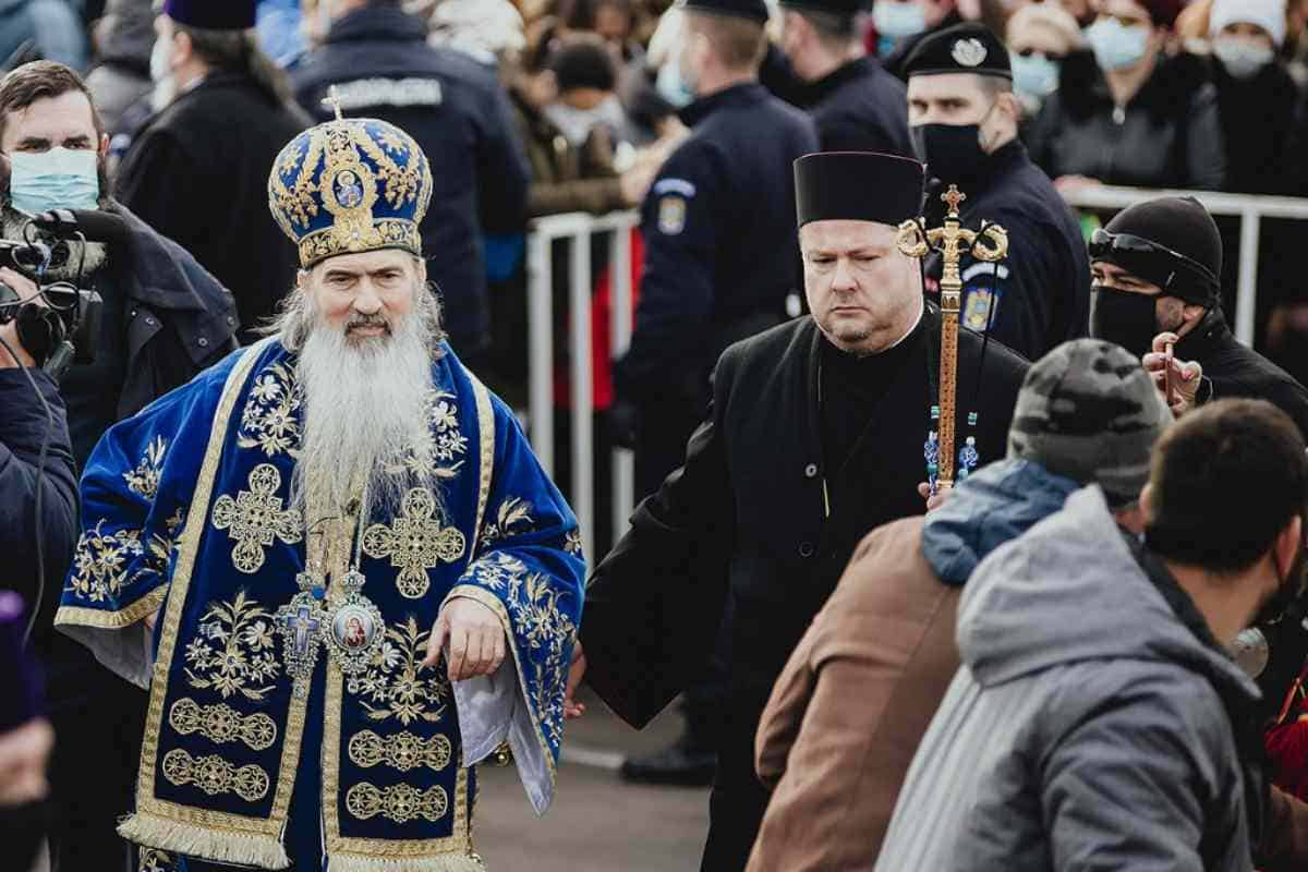 Slujba de Bobotează - Plângere penală împotriva ÎPS Teodosie. Reacția Arhiepiscopiei Tomisului
