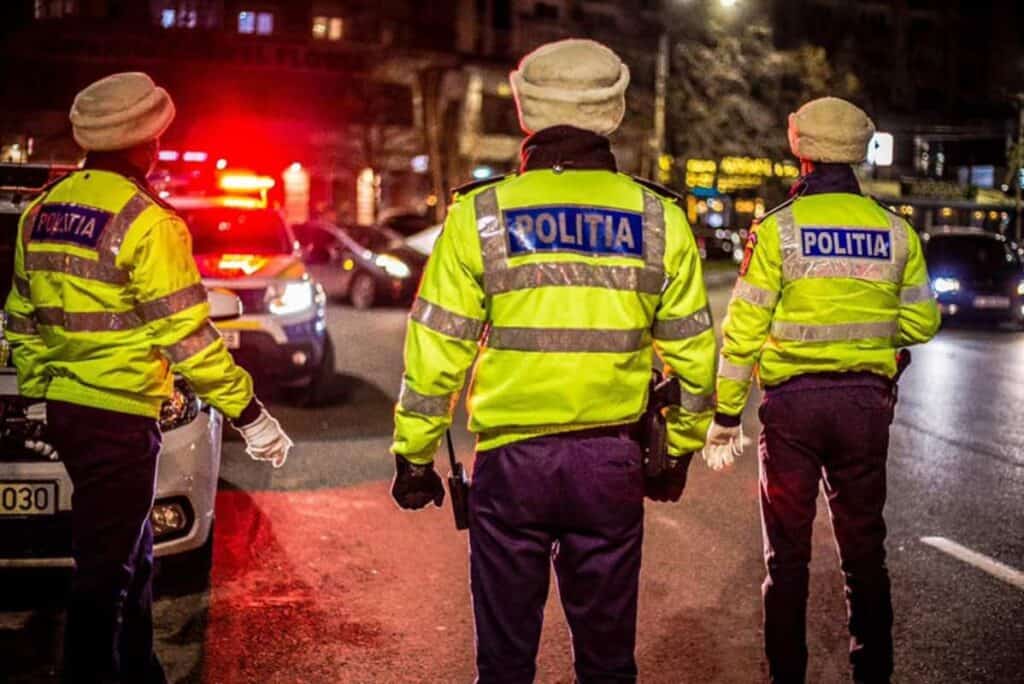 Poliţiştii au "spart"două petreceri private, din Centrul Vechi al Bucureștiului, și au amendat și organizatorii și participanții