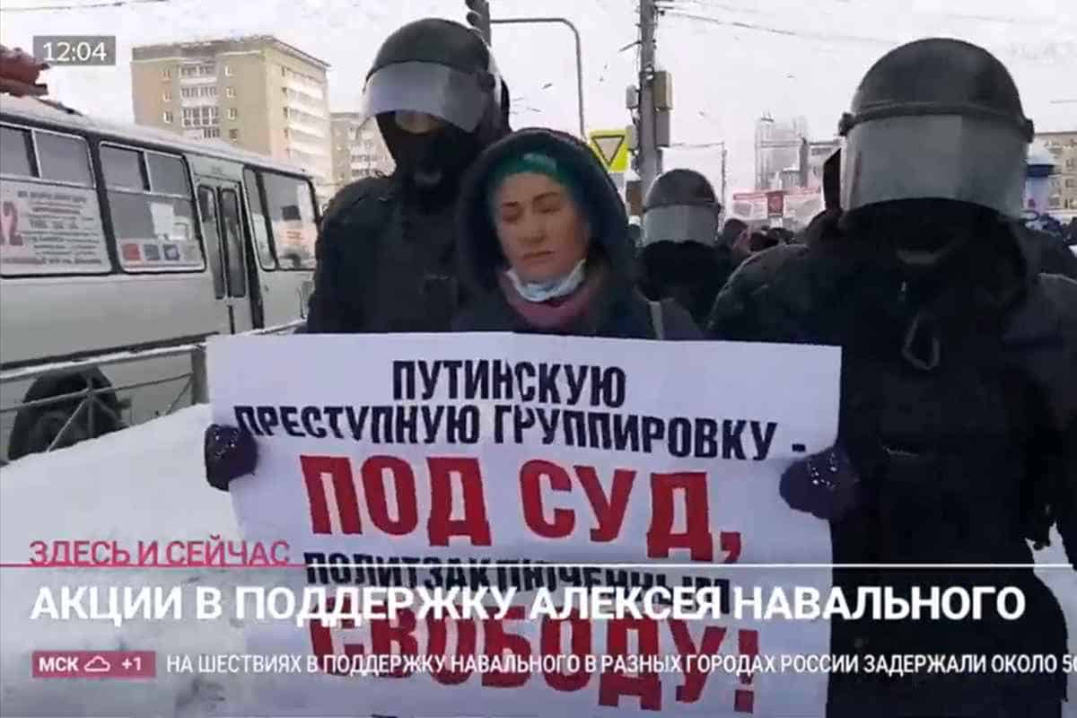 Zeci de persoane arestate la manifestaţiile pentru Navalnîi. foto: Captură video Rain Tv, Rusia