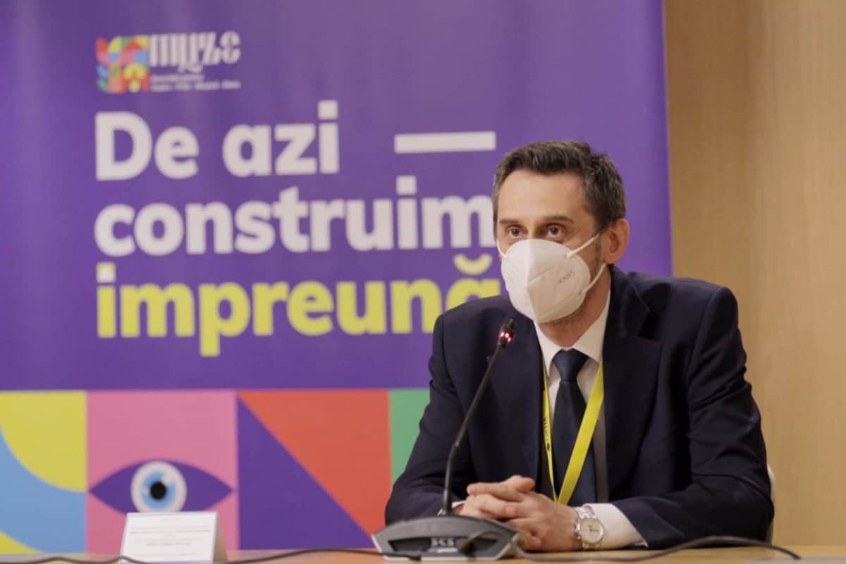 Directorul O.R.D.A solicită instituţiilor de stat finanţatoare să nu mai ia comision de administrare pentru banii artiștilor