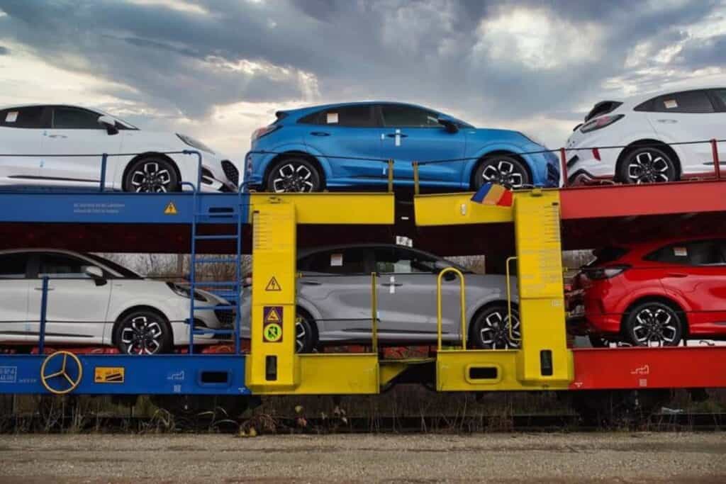 Ford România a suspendat producţia la fabrica din Craiova. Vezi de ce