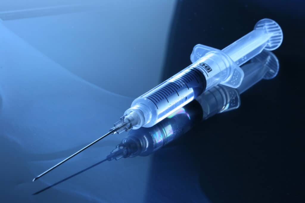 A început imunizarea cu vaccinul Moderna. Rapelul, la 28 de zile