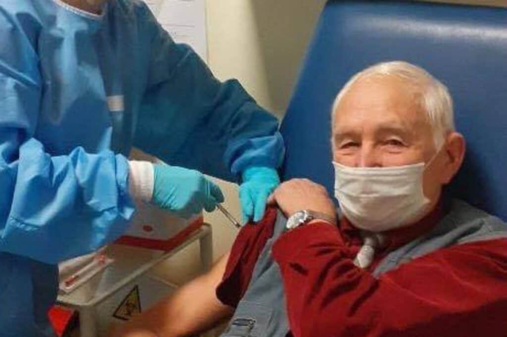 Veteran de război, vaccinat anti-COVID, la 91 de ani