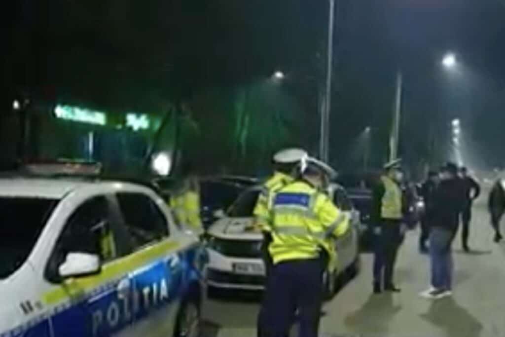 MAI a dat circa 4000 de amenzi, în urma controalelor în localuri, pârtii de schi și piețe