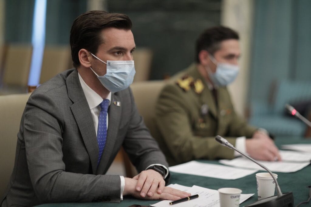 Secretarul de stat Andrei Baciu susține că toate persoanele vaccinate în centrele MApN erau eligibile pentru etapa a doua