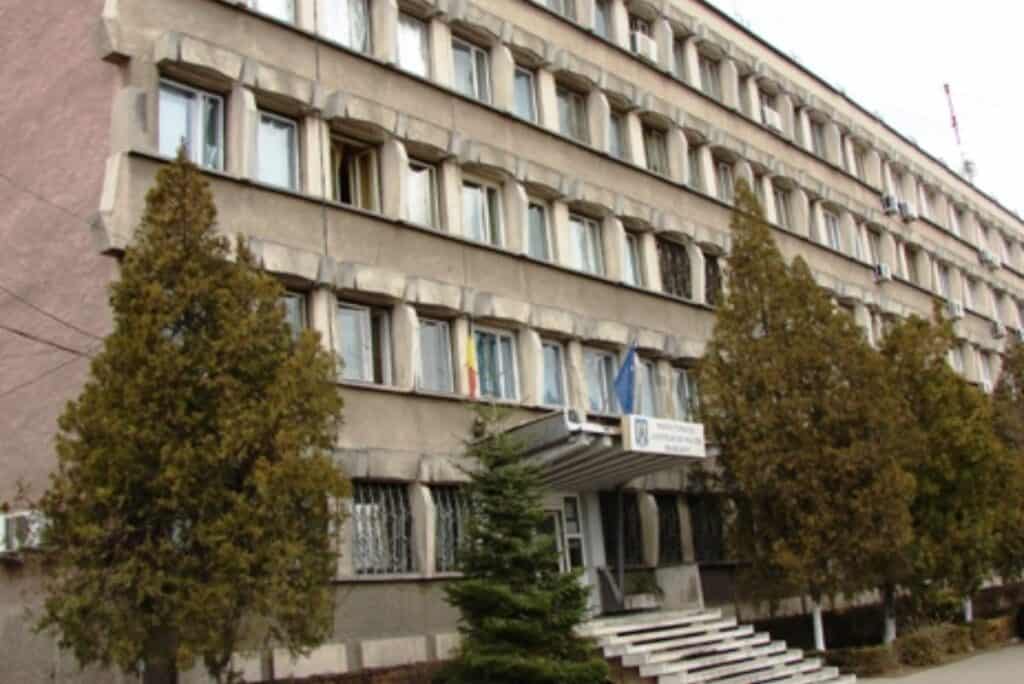 Mână în mână cu hoții: Sediul Poliției, jefuit cu ajutorul… șefului IPJ Mehedinți