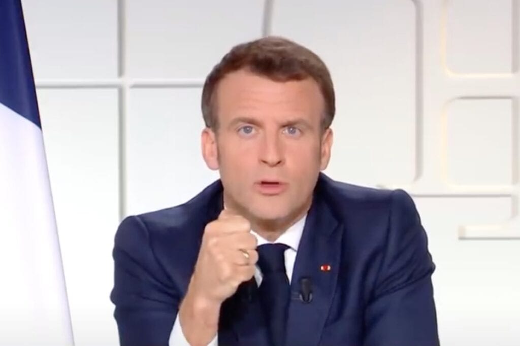 7 din 10 francezi sunt de acord cu noile restrcţii anunţate de Macron