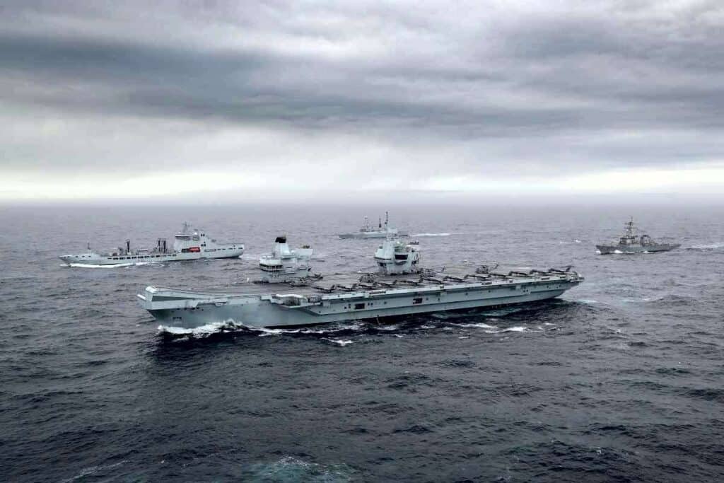 Nave de război britanice vor ajunge în Marea Neagră, în semn de solidaritate cu Ucraina şi aliaţii NATO