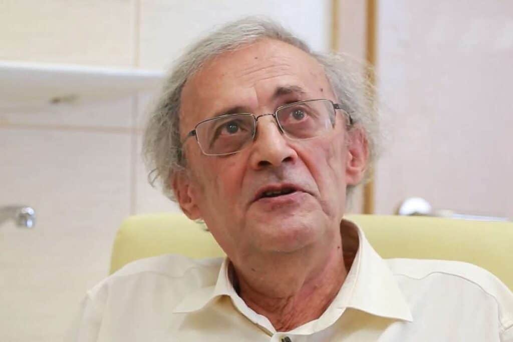 Prof. Astărăstoae desființează dur acțiunea de evacuare în forță de la Spitalul Foișor. Analiza ordinul dat de Arafat și Voiculescu