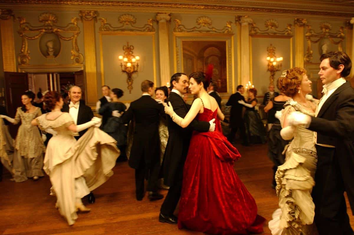 Happy Channel dă startul miniseriei Forsyte Saga