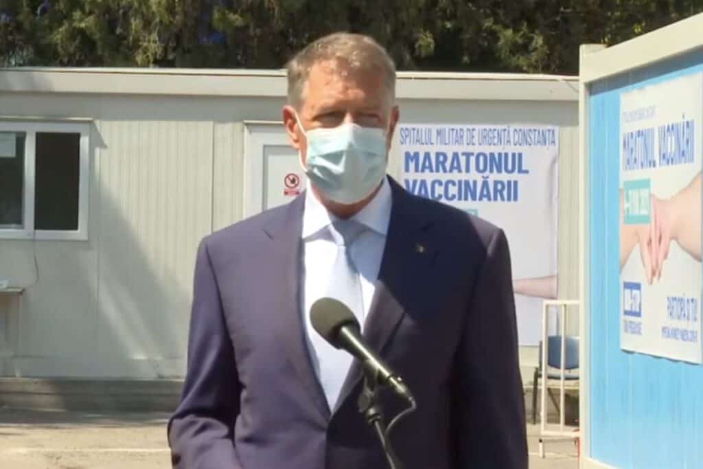 Iohannis, de un optimism teribil: Astăzi vom depăşi 100.000 de persoane vaccinate într-o zi. Noi stăm în România extraordinar de bine cu această campanie de vaccinare
