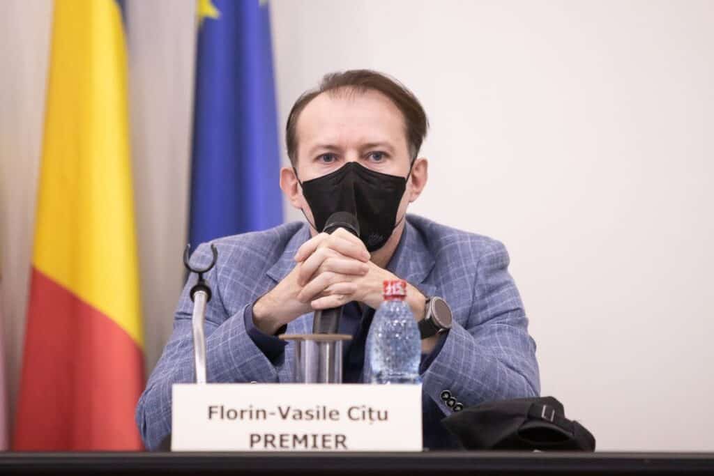 Cîţu s-a dus la Constanţa să pregătească… sezonul estival