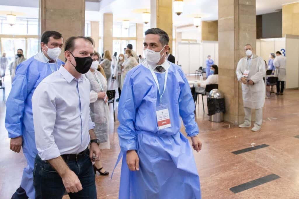 Cîţu anunță că săptămâna viitoare vom avea tot Guvernul în stradă, la centre de vaccinare