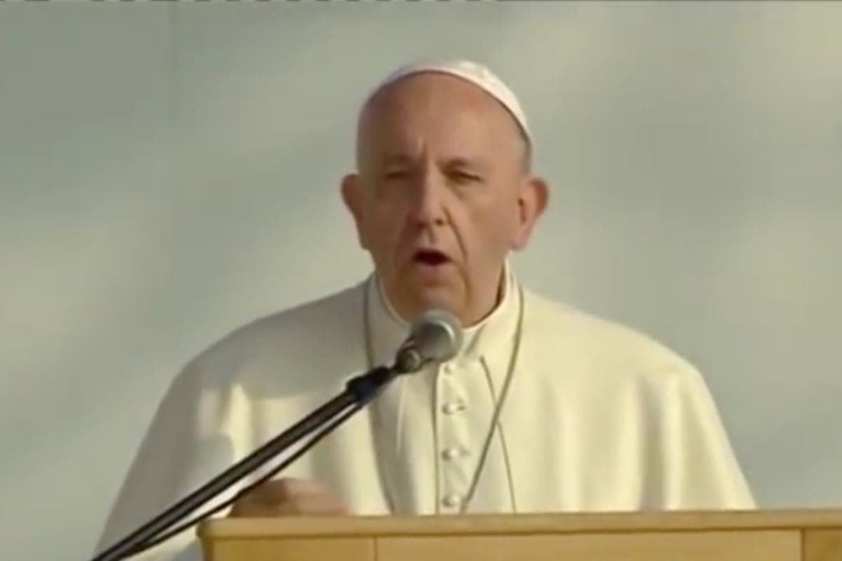 Papa Francisc îi roagă pe cedincioși să participe la un "maraton de rugăciuni" contra pandemiei
