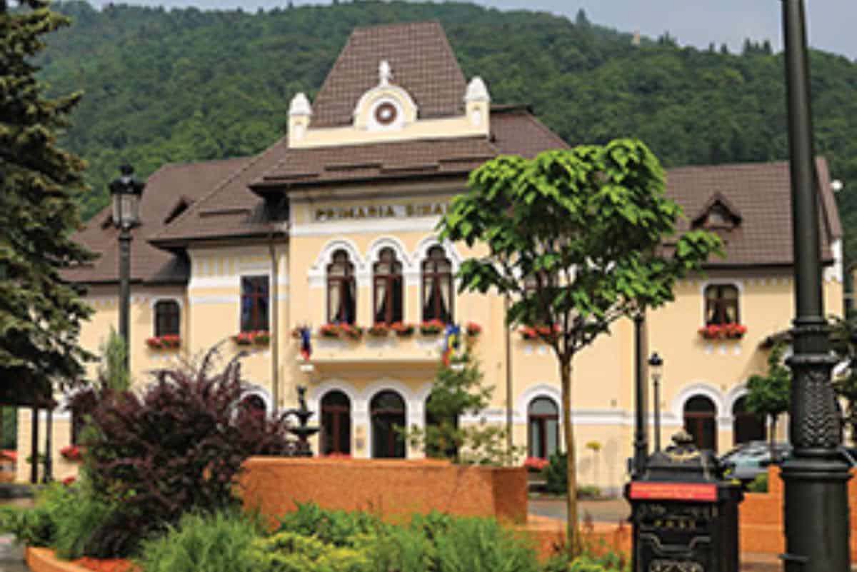 Alertă! Primăria Sinaia a descoperit un fals arhitect care a depus documentații de urbanism