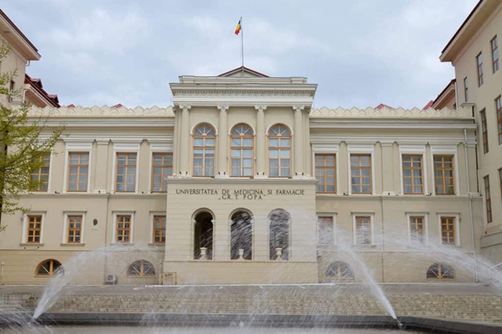 Scandal la UMF Iași, după zvonul că studenții nu vor fi primiţi la examene decât pe bază de vaccin sau test PCR negativ
