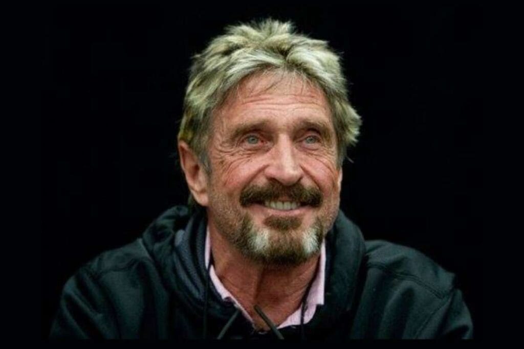 John McAfee s-a sinucis. Creatorul celebrului antivirus era într-o închisoare din Barcelona