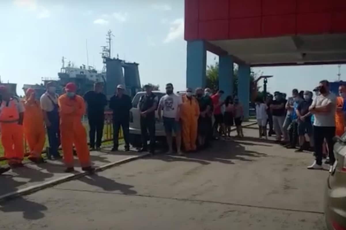 Protest la ARSVOM, după decizia lui Drulă de a desființa instituția