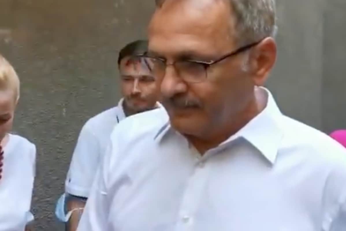 Nici nu a ieșit bine din pușcărie și Dragnea a și fost ofertat de un partid fantomă