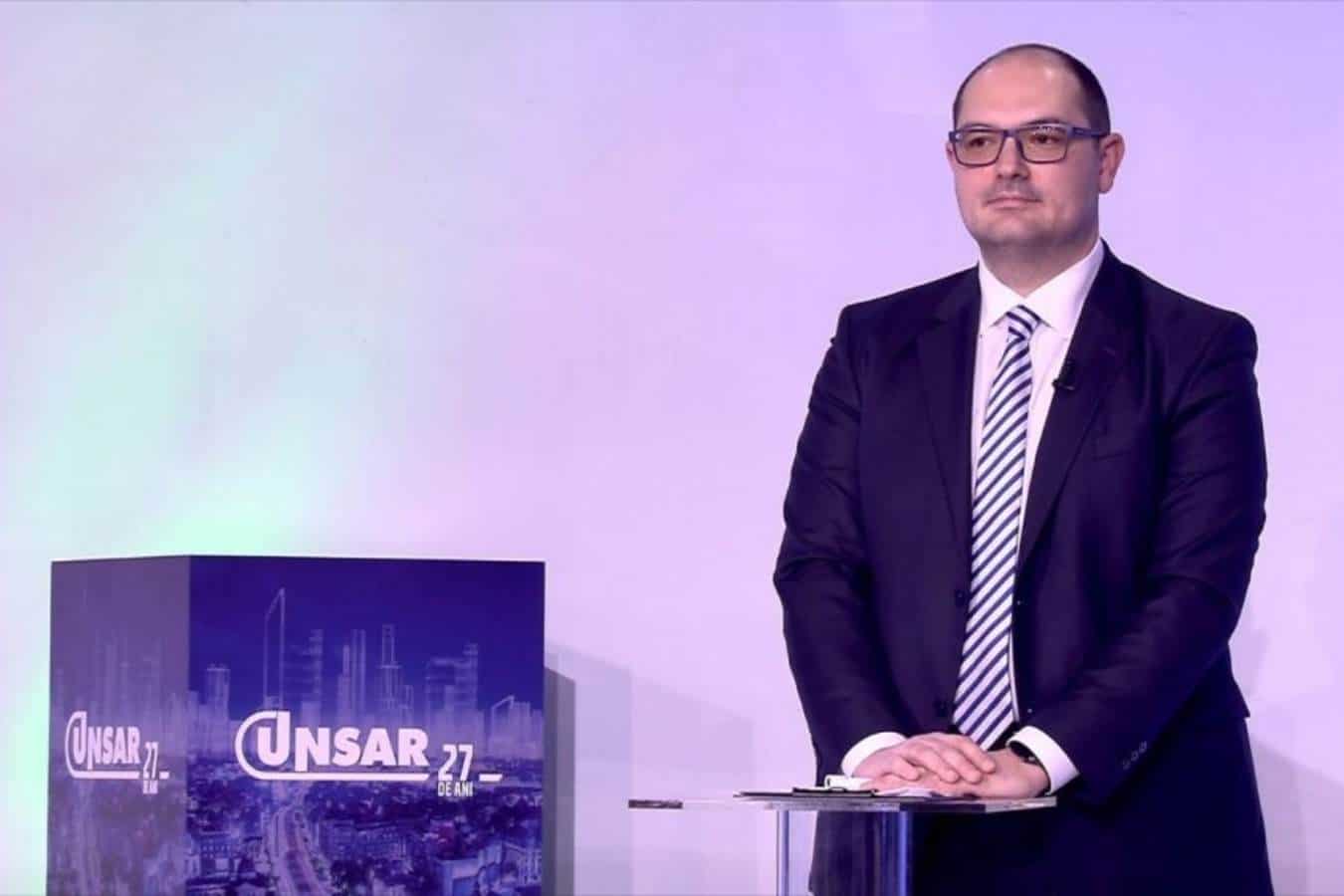 stirileprotv.ro lansează @sigur@t, o emisiune de educație financiară în asigurări. Sursa foto: Pro Tv
