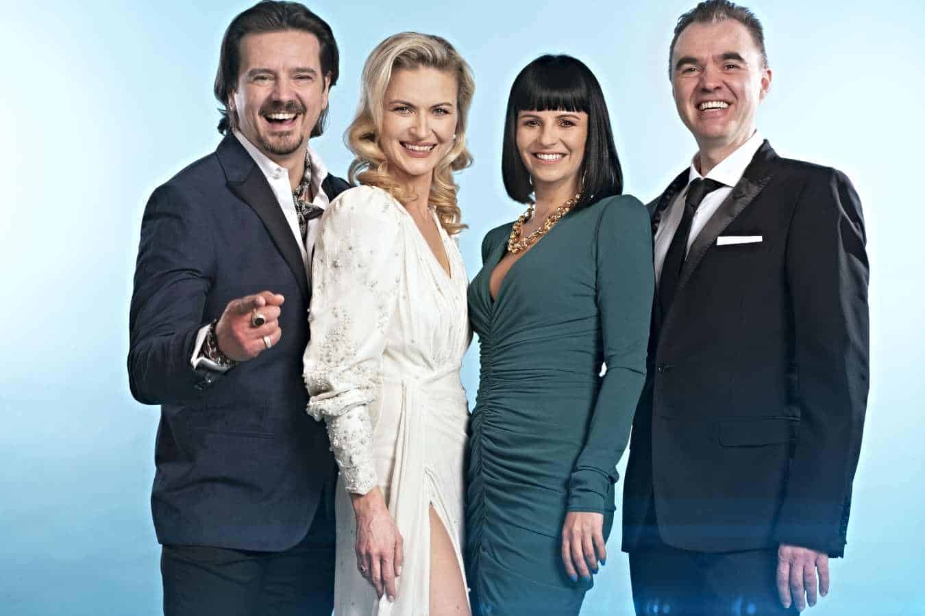 Mihai și Elwira Petre, Simona Pungă și Cornel Gheorghe, jurații Dancing on Ice: Vis în doi. Sursa foto: Antena 1