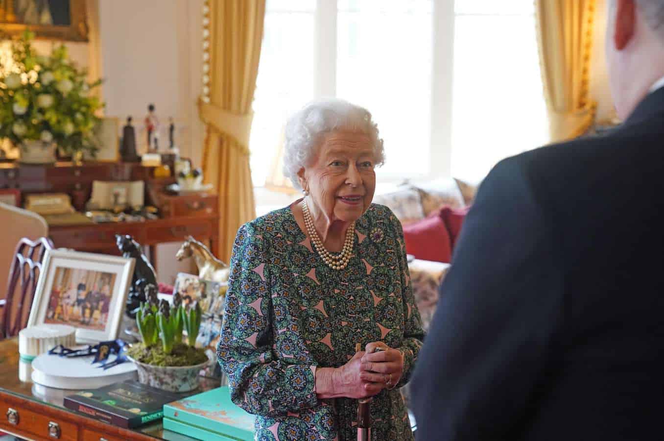 Regina Elisabeta a II-a a fost testată pozitiv cu Covid-19. Sursa foto: Palatul Buckingham