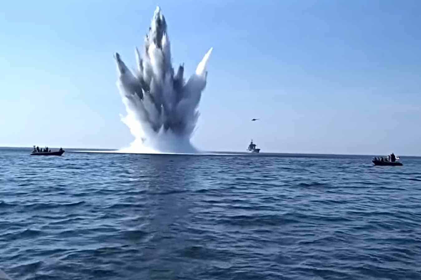 Mină marină, în apropiere de Capul Midia. Intervenția a Forțelor Navale Române. Sursa foto: ilustrativ/cvp youtube