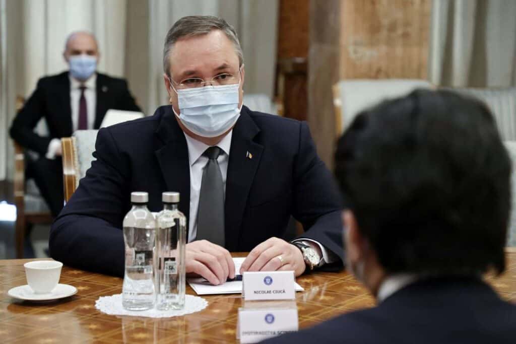 Guvernul României este pe cale să introducă starea de criză în România. Sursa foto: Guvern