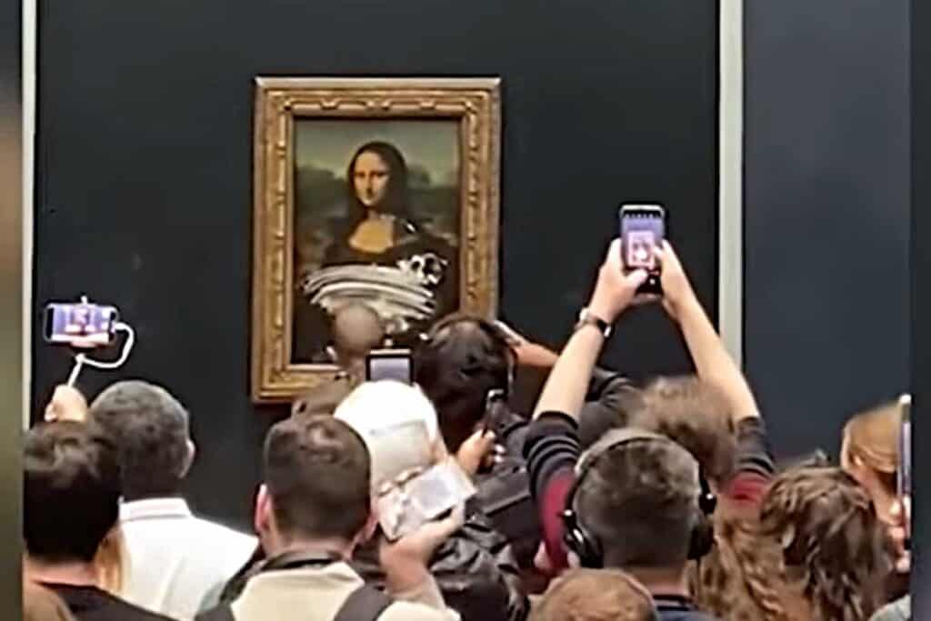 „Gioconda”, vandalizată la Muzeul Luvru