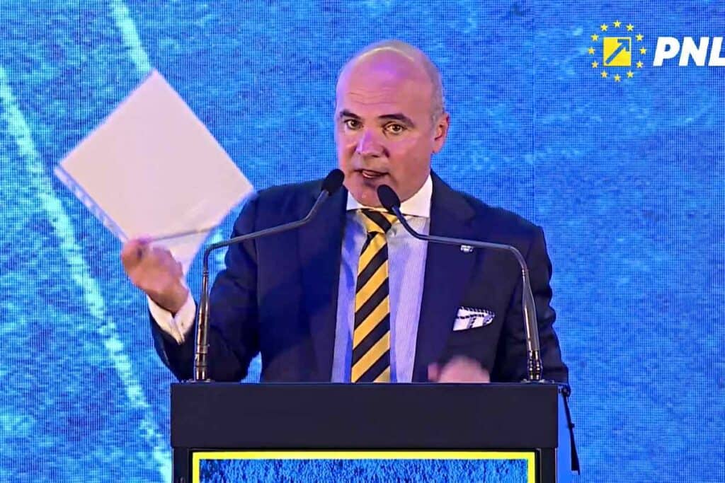 Lupta pentru votuiile românilor din diaspora a început: Rareș Bogdan anunță modificări în statutul PNL și înființarea de birouri speciale pentru diaspora, la Consiliile Județene. Foto: stiripescurt.ro
