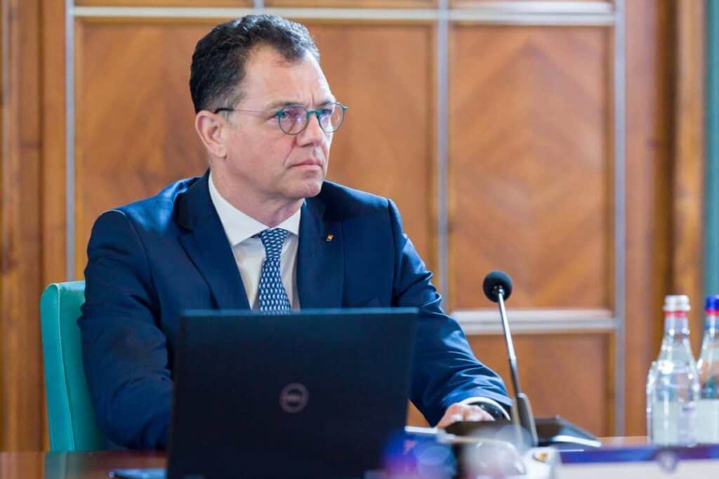 Radu Oprea, ministrul Economiei, Antreprenoriatului şi Turismului
