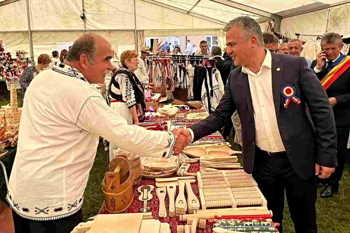 Adrian Veștea, ministrul Dezvoltării, Lucrărilor Publice și Administrației