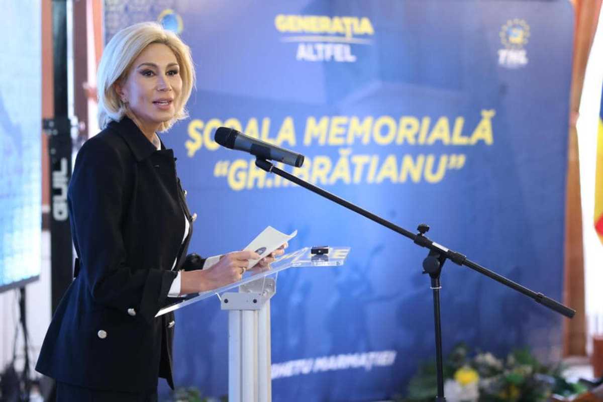 Raluca Turcan, ministrul Culturii